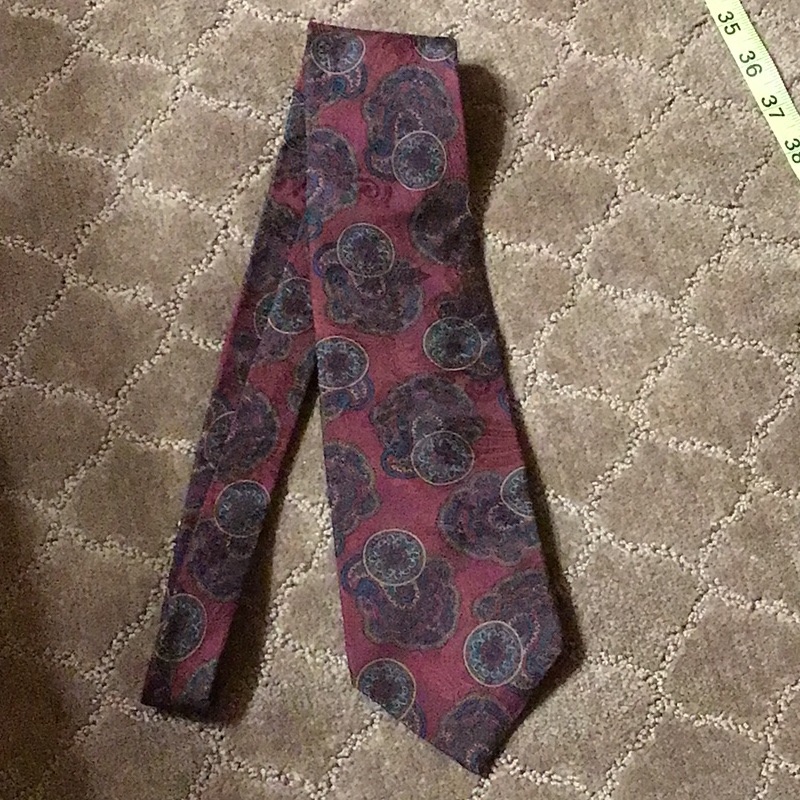 Bill Blass Tie